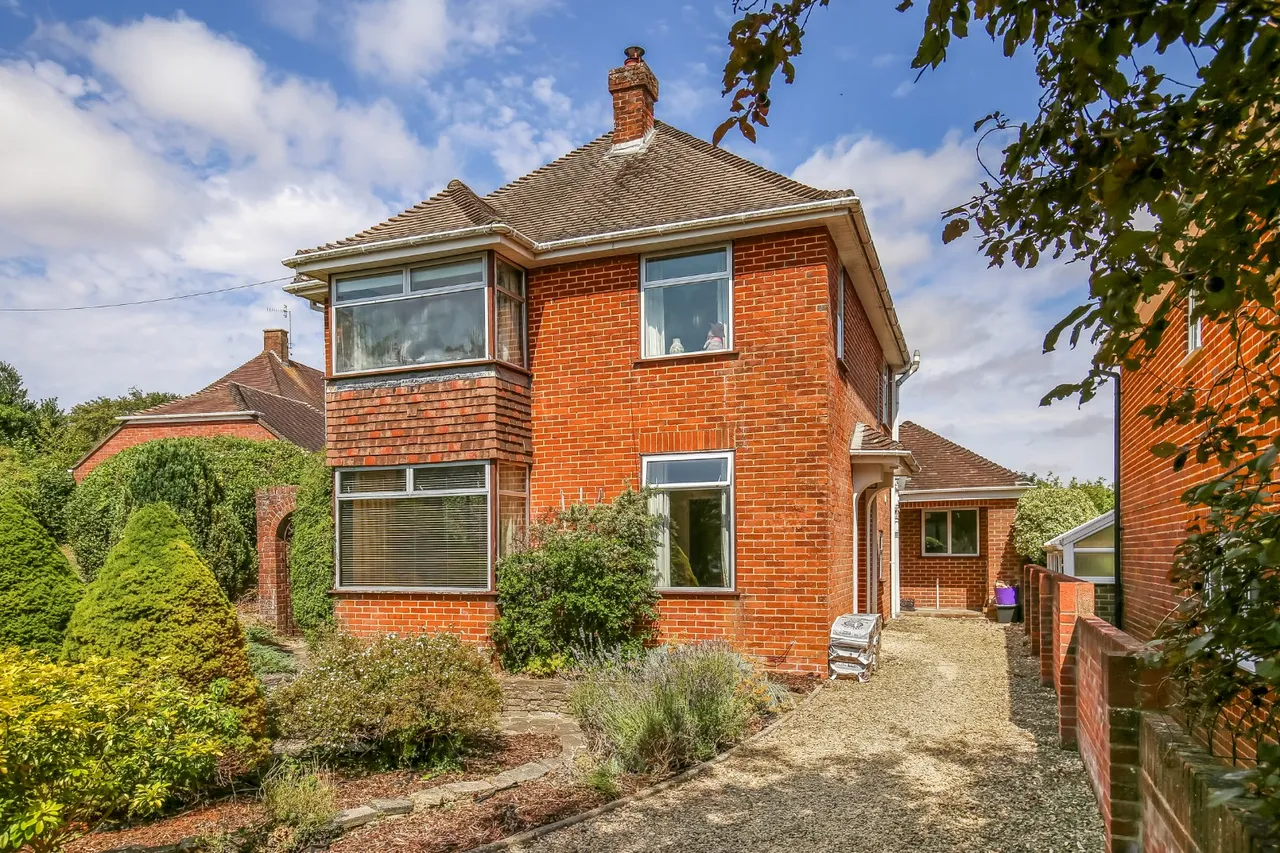 Godley Road, Harnham, Salisbury, Wiltshire, SP2 8EQ, photo 17