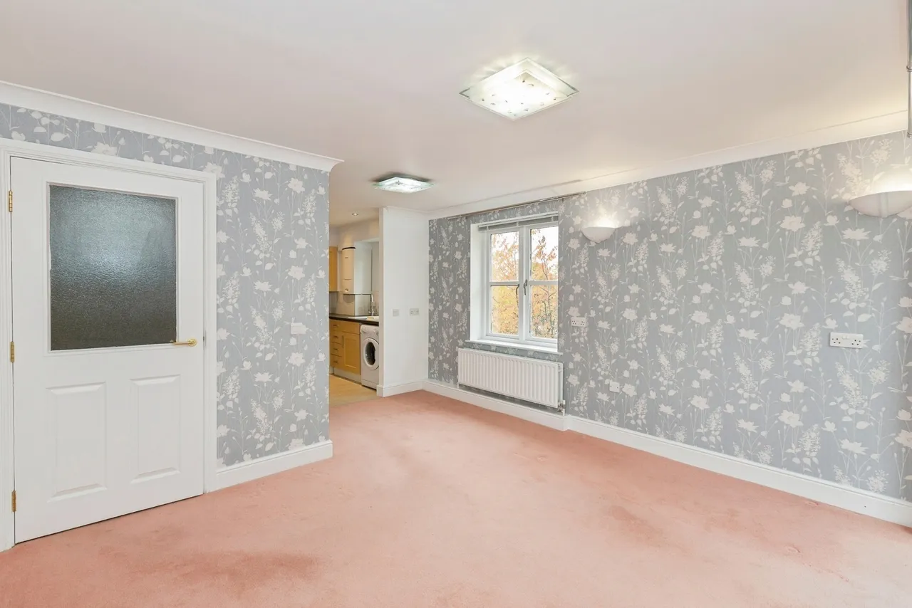 Village Way, Barkingside, Ilford, IG6, photo 4
