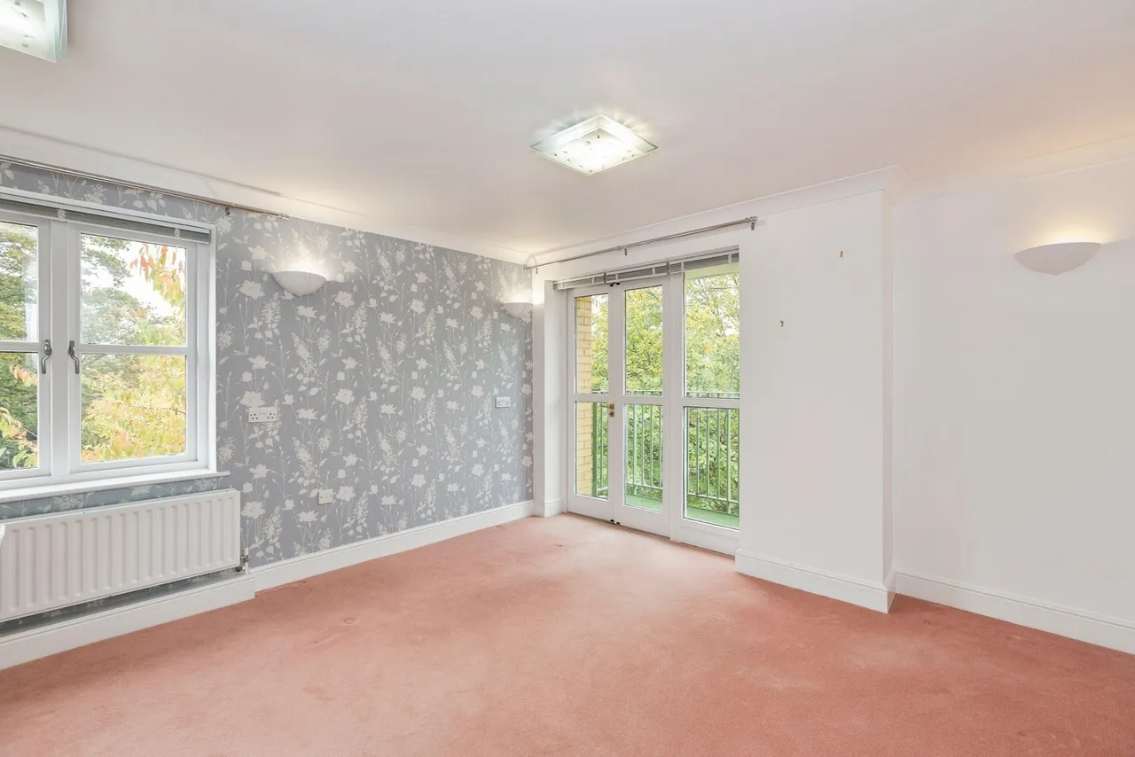 Village Way, Barkingside, Ilford, IG6, photo 5