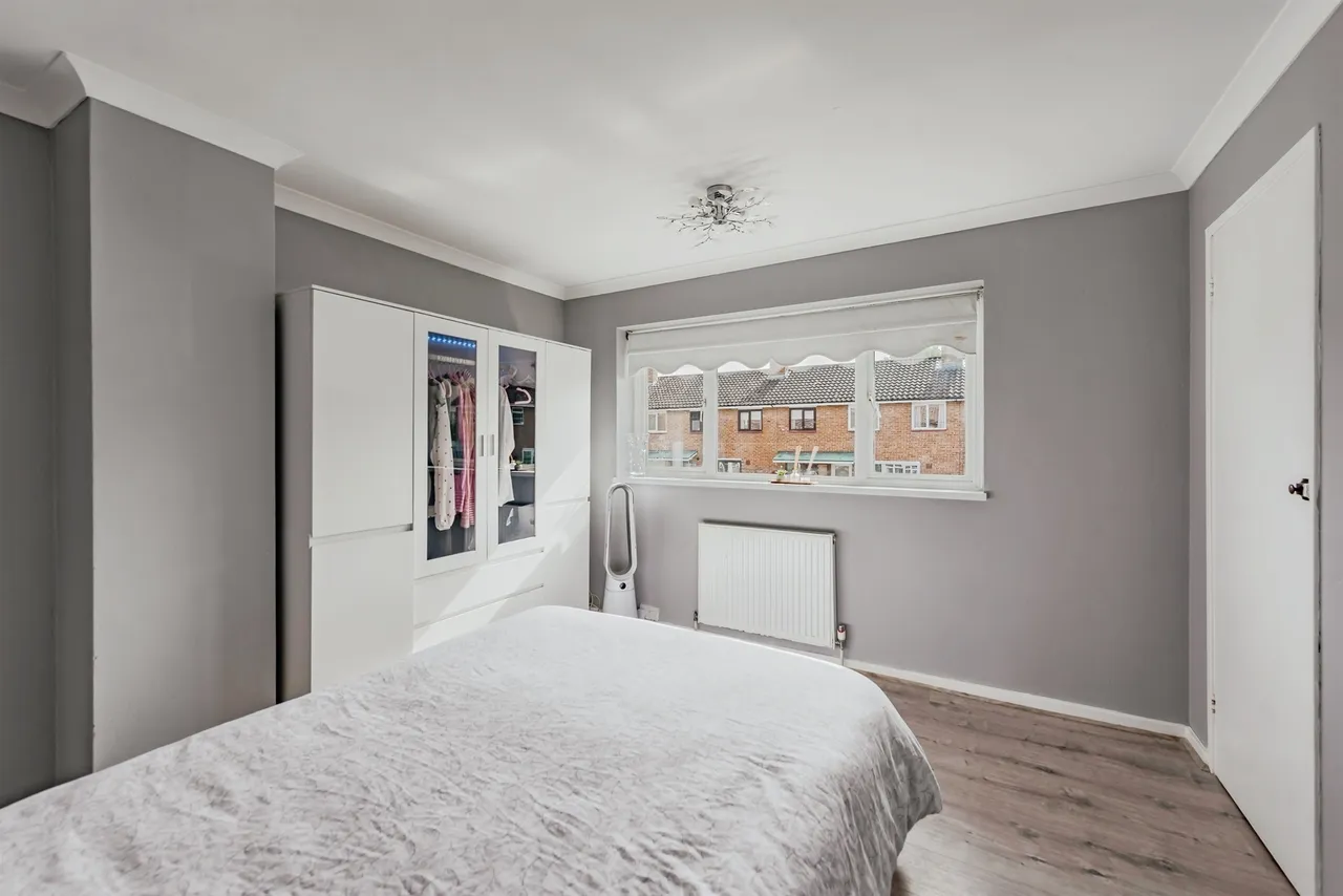 Winchester Road, Crawley, RH10, photo 17