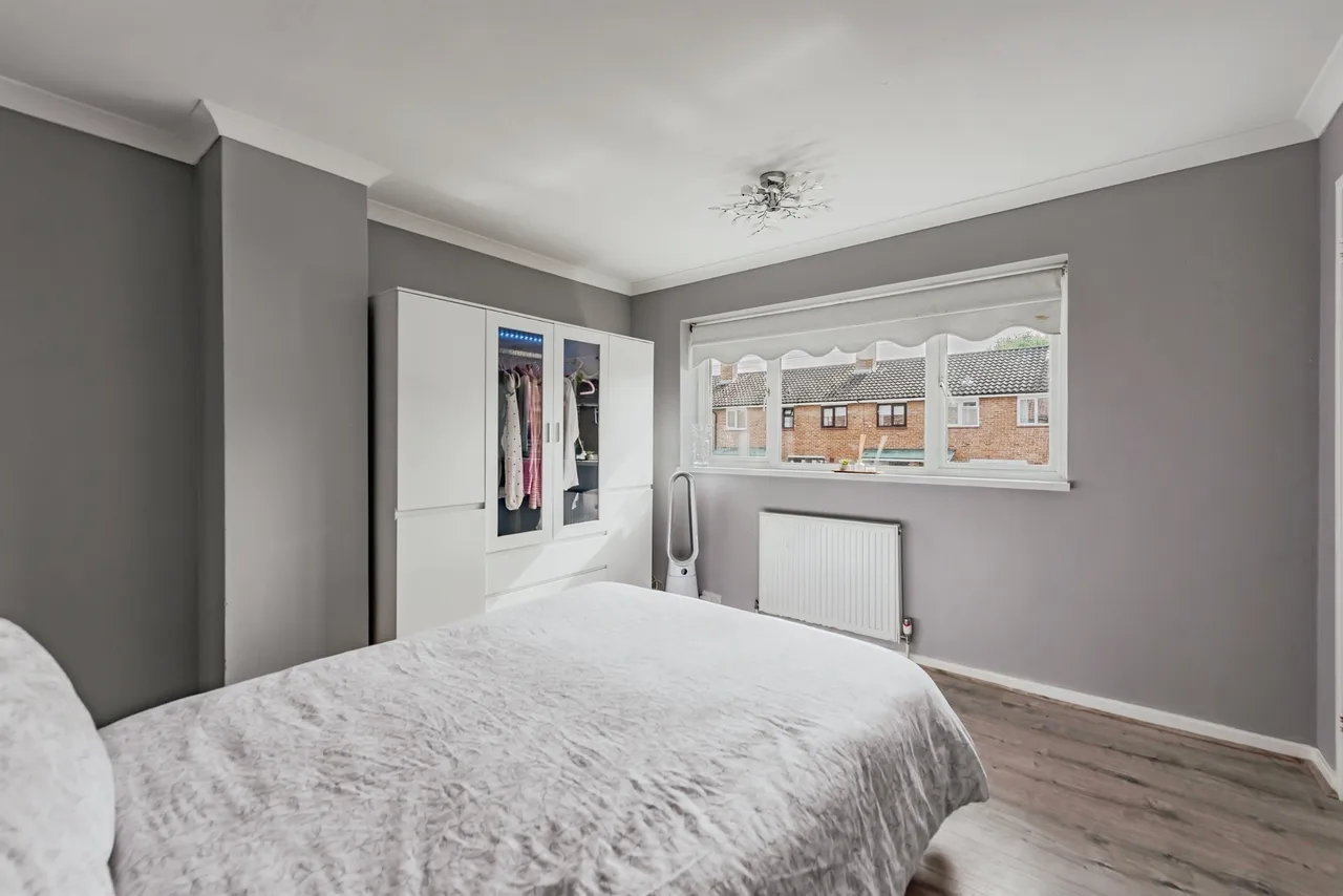 Winchester Road, Crawley, RH10, photo 15