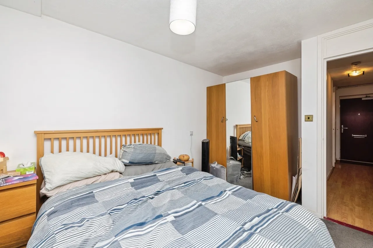 Bredhurst Close, London, SE20, photo 16