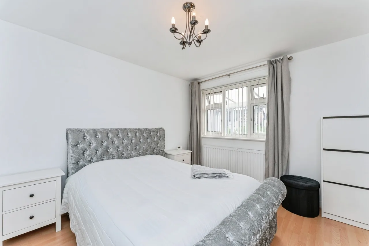 Bromfield Lane, Mold, CH7, photo 14