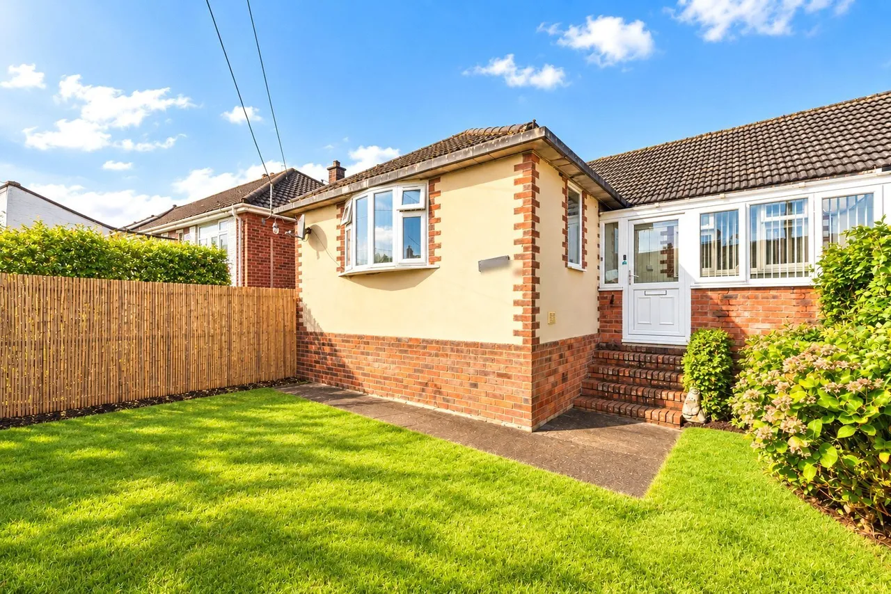 3 bed house for sale, Bromfield Lane, Mold, CH7