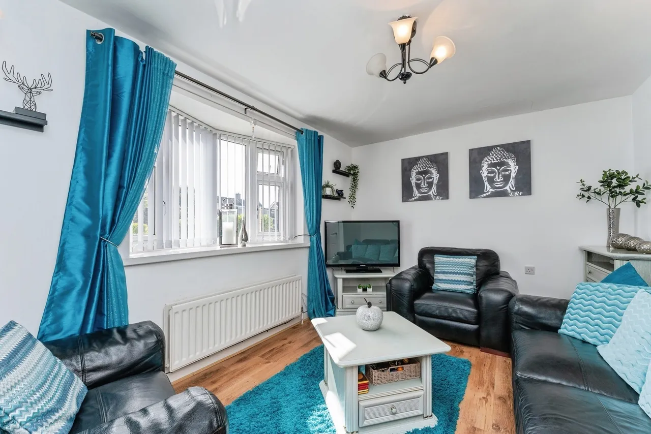 Bromfield Lane, Mold, CH7, photo 6