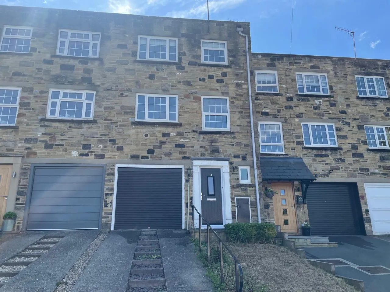 Marlborough Square, Ilkley, LS29, photo 21
