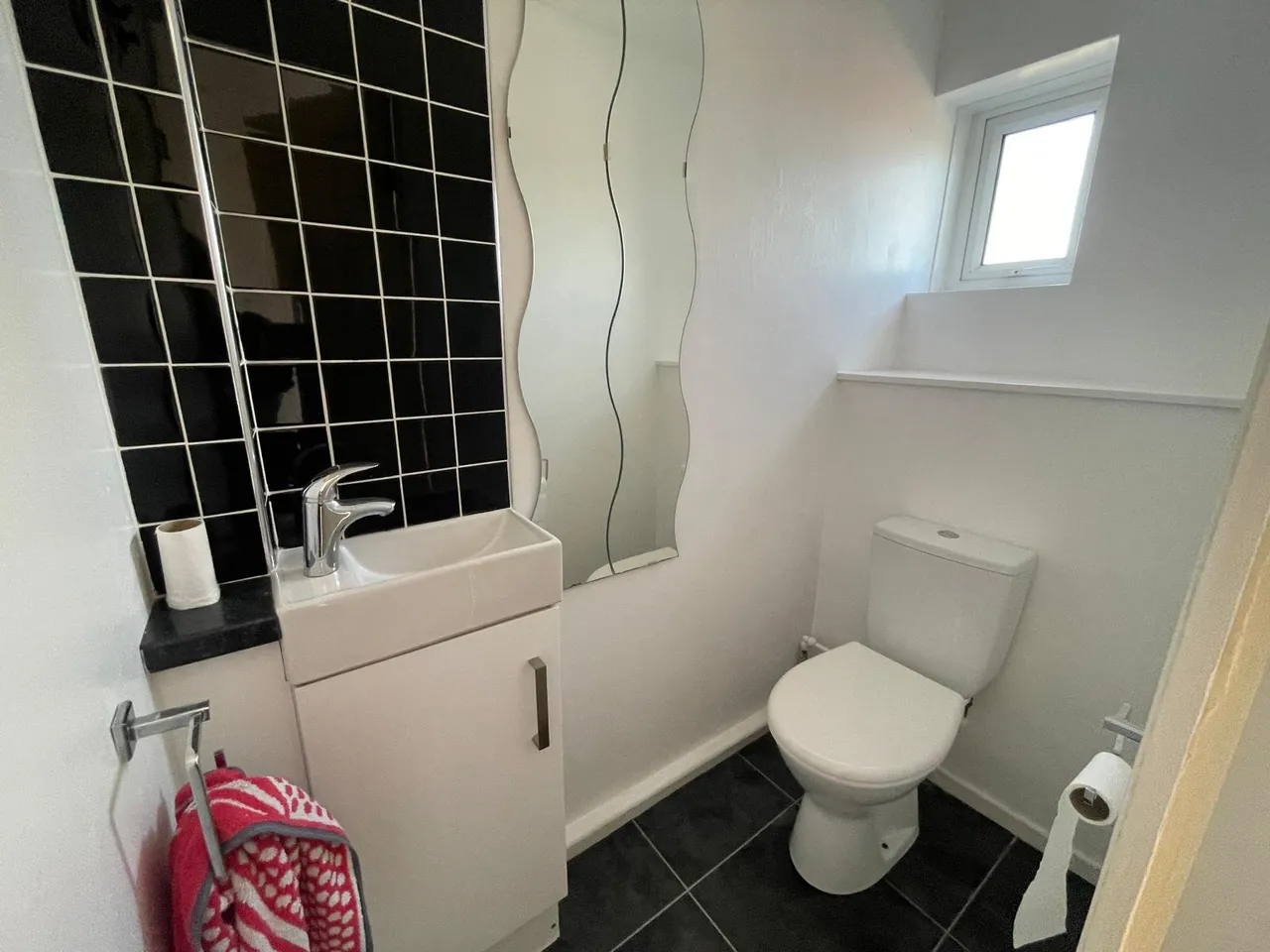 Marlborough Square, Ilkley, LS29, photo 11