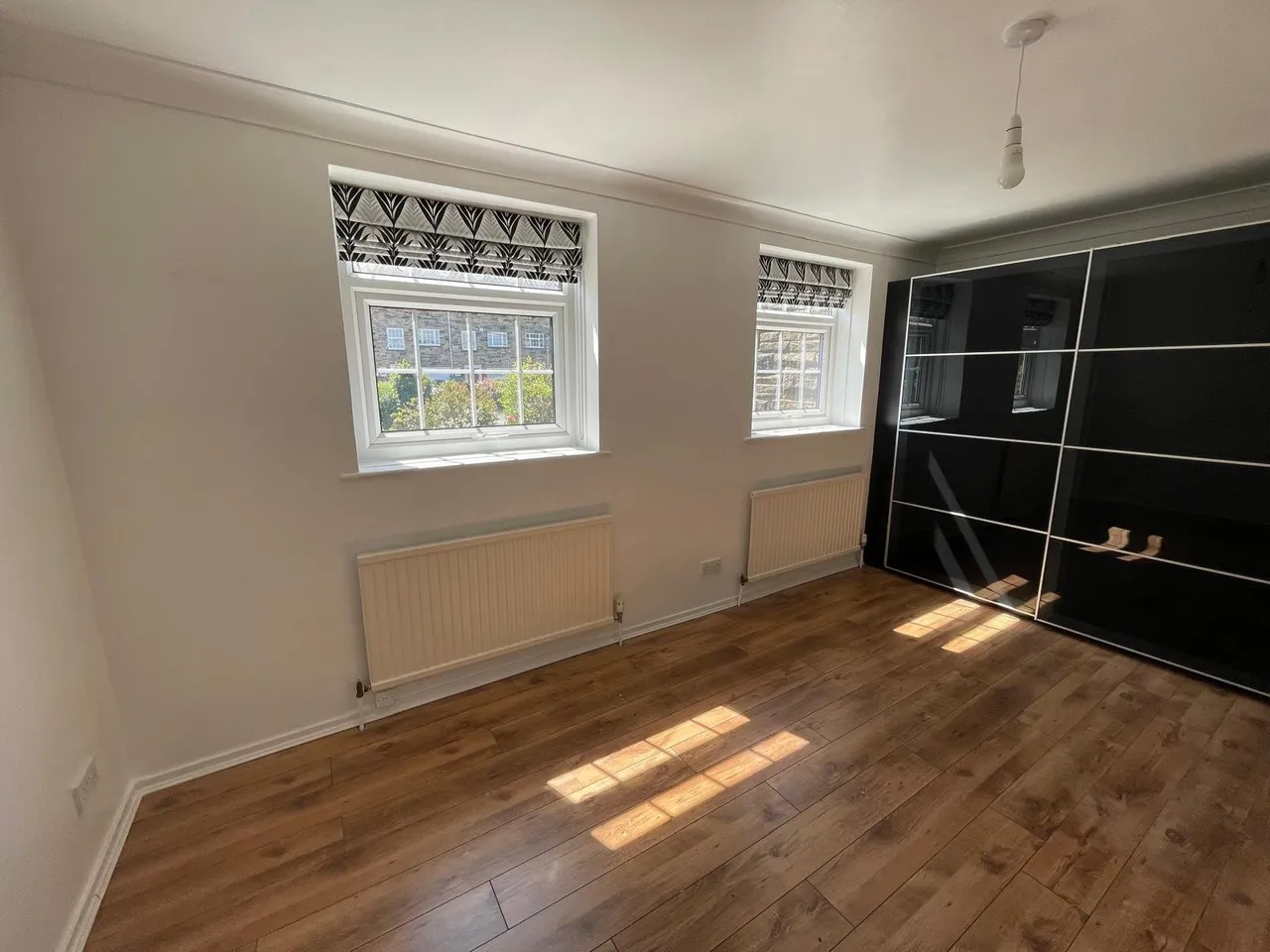 Marlborough Square, Ilkley, LS29, photo 4
