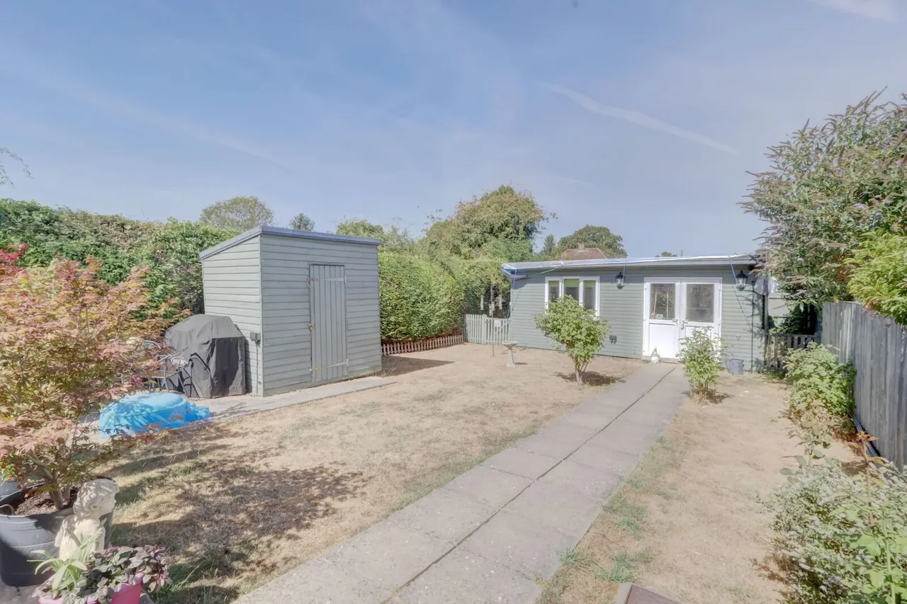 Woodfield Road, Princes Risborough, HP27, photo 2