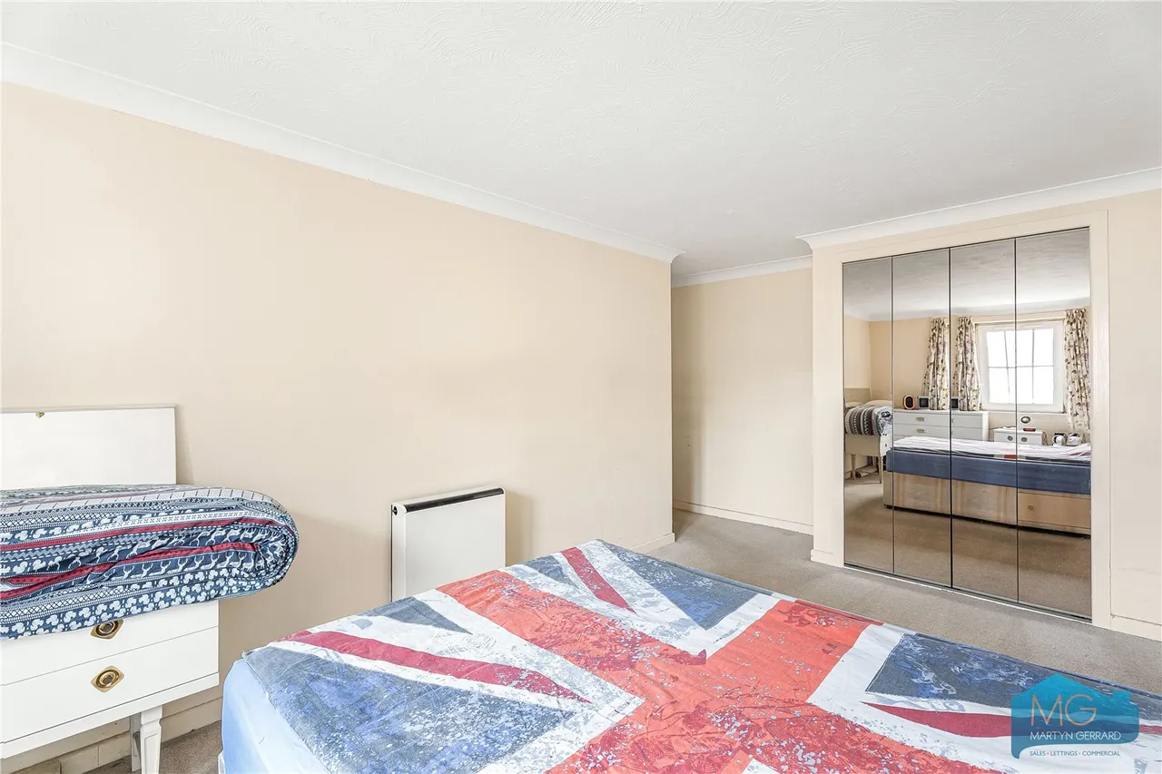 Avenue Road, London, N14, photo 8