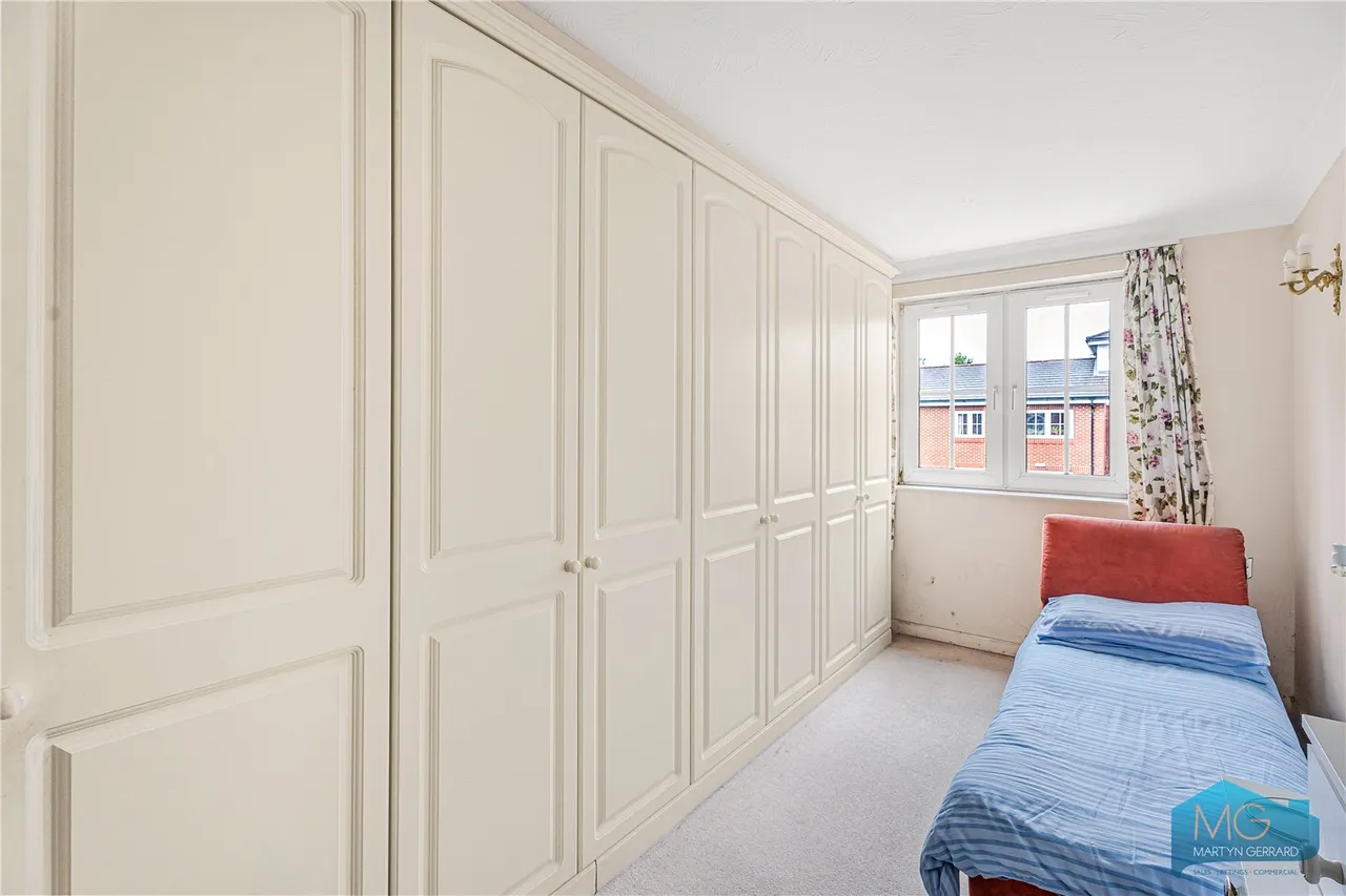 Avenue Road, London, N14, photo 9