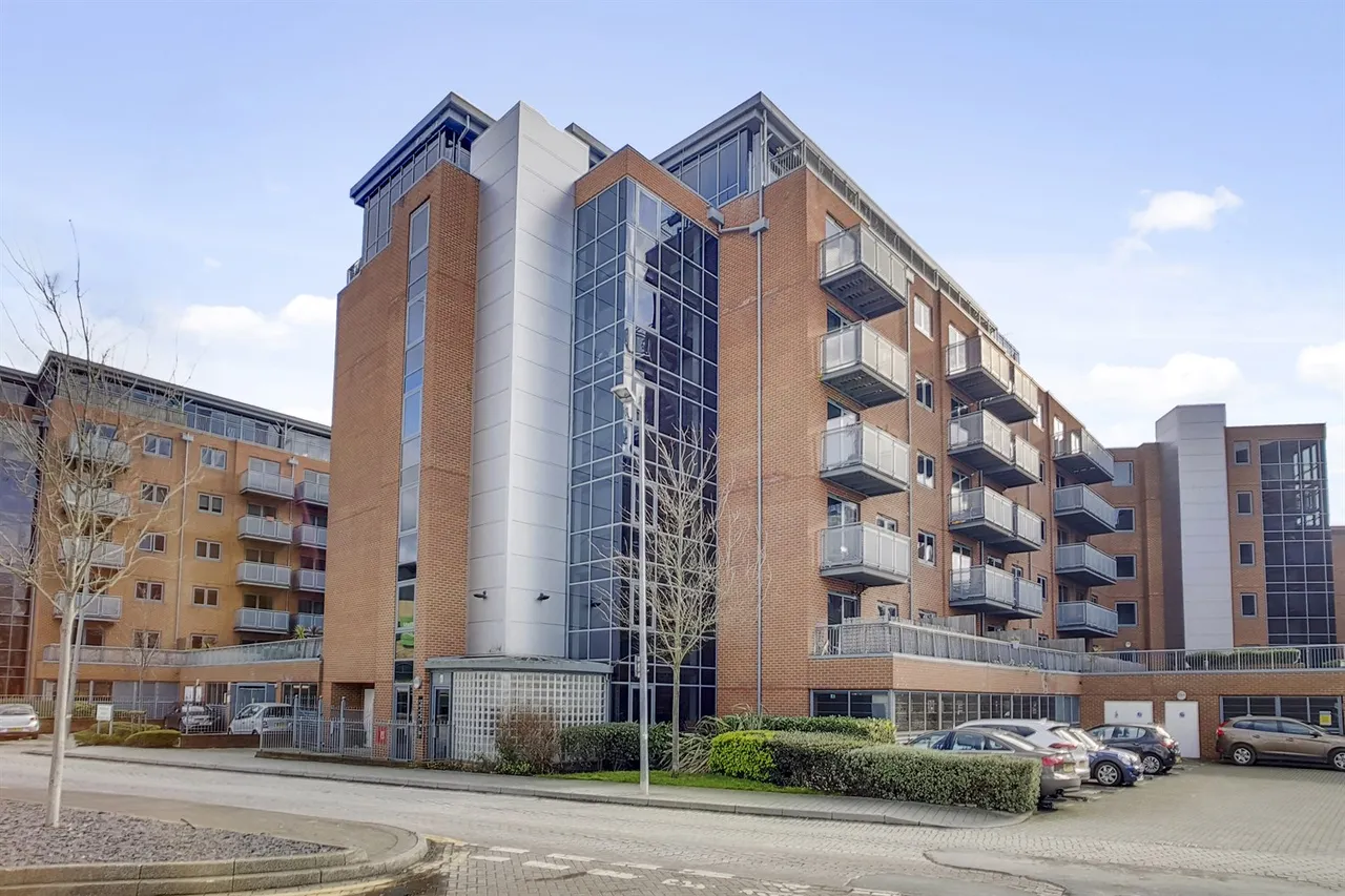 4 Chapter Way, Colliers Wood, SW19 2RZ, photo 10