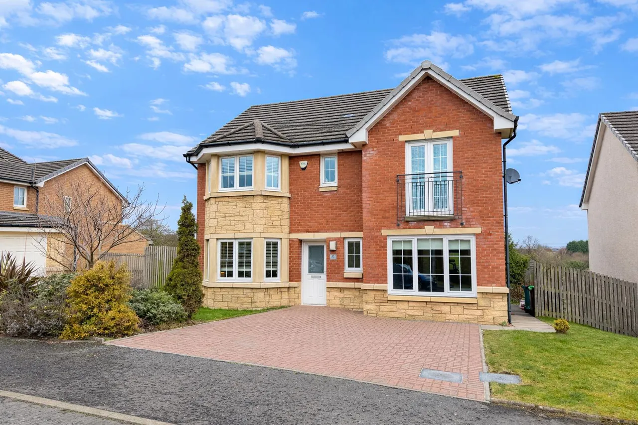 4 bed house for sale — Greenoakhill Court, Uddingston, Glasgow, G71 7PQ