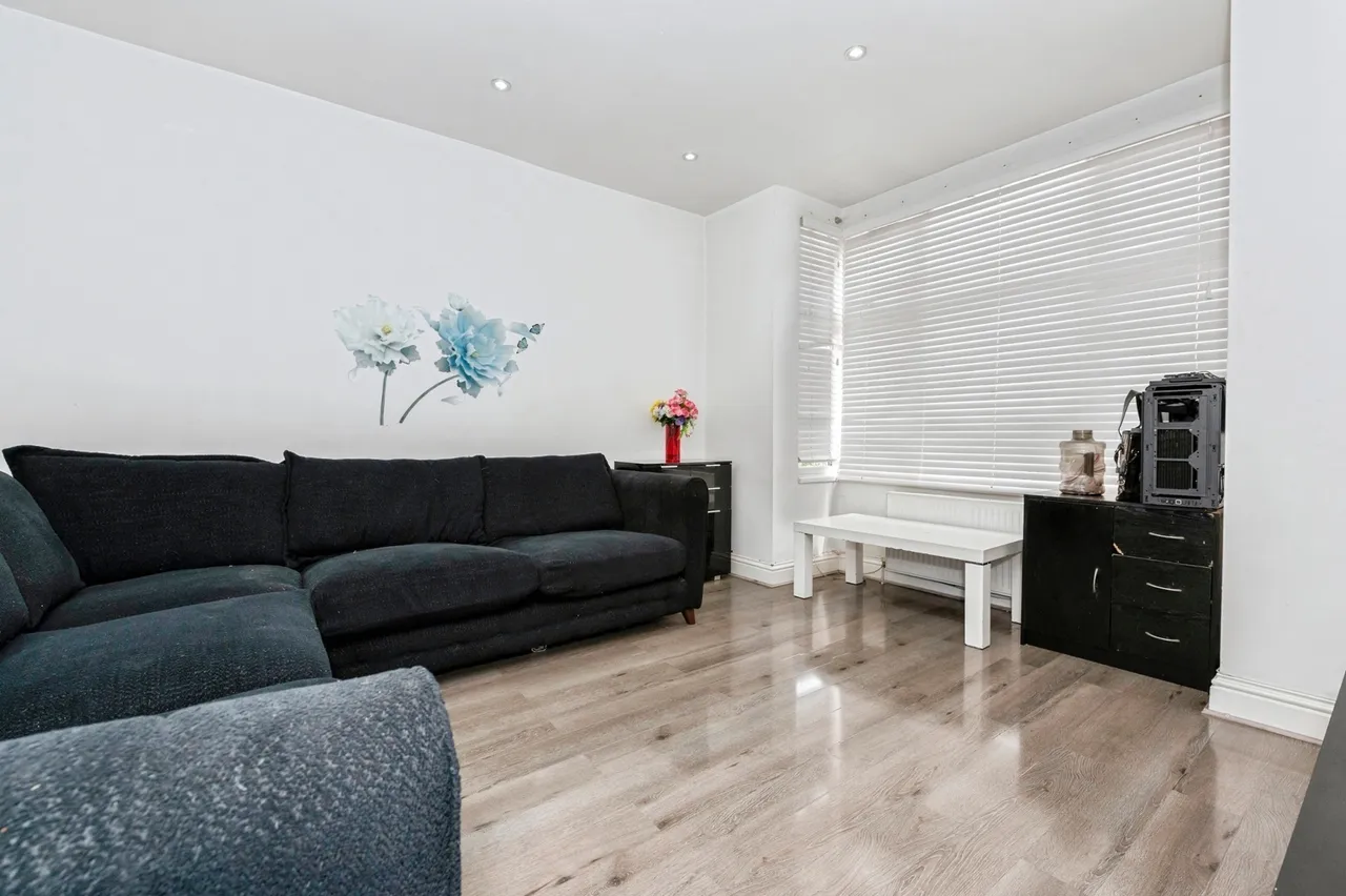 Brook Road, Gravesend, DA11, photo 2