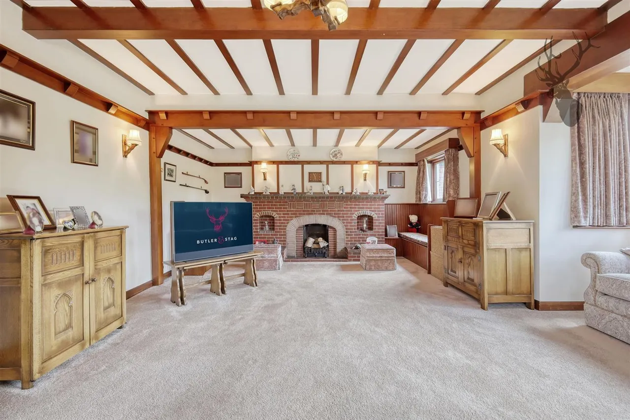 Courtland Drive, Chigwell, IG7, photo 5