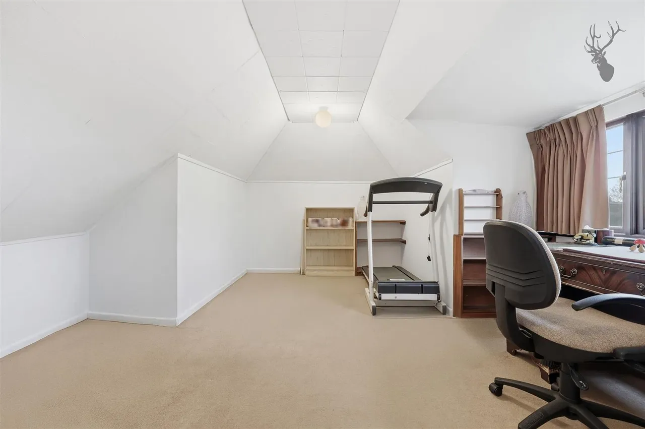 Courtland Drive, Chigwell, IG7, photo 25