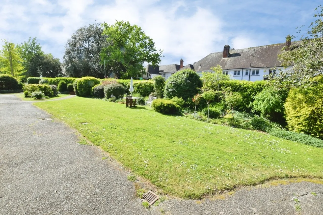 Howell Road, Exeter, photo 2