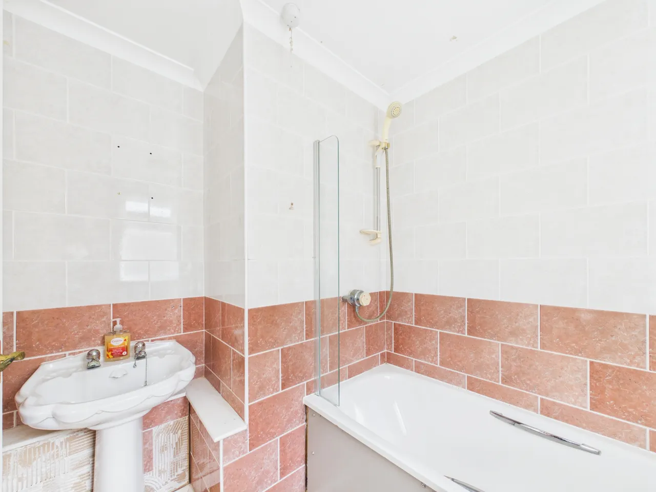 Winchester Way, Cheltenham, GL51, photo 13