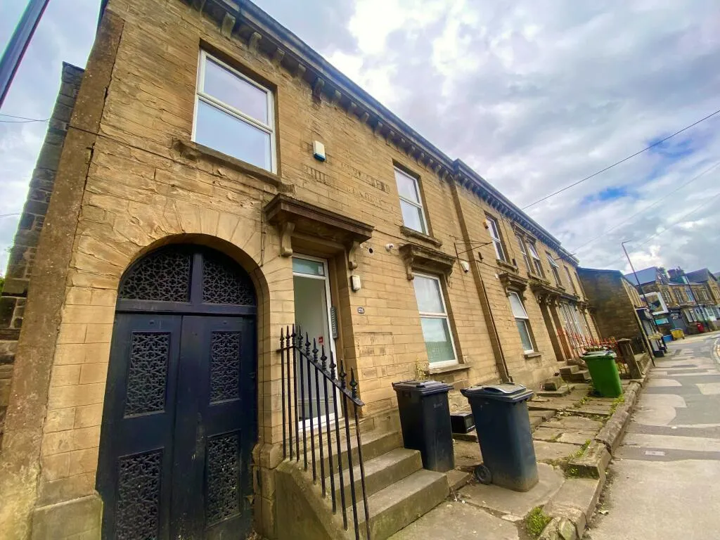 Upper Town Street, LS13, photo 8