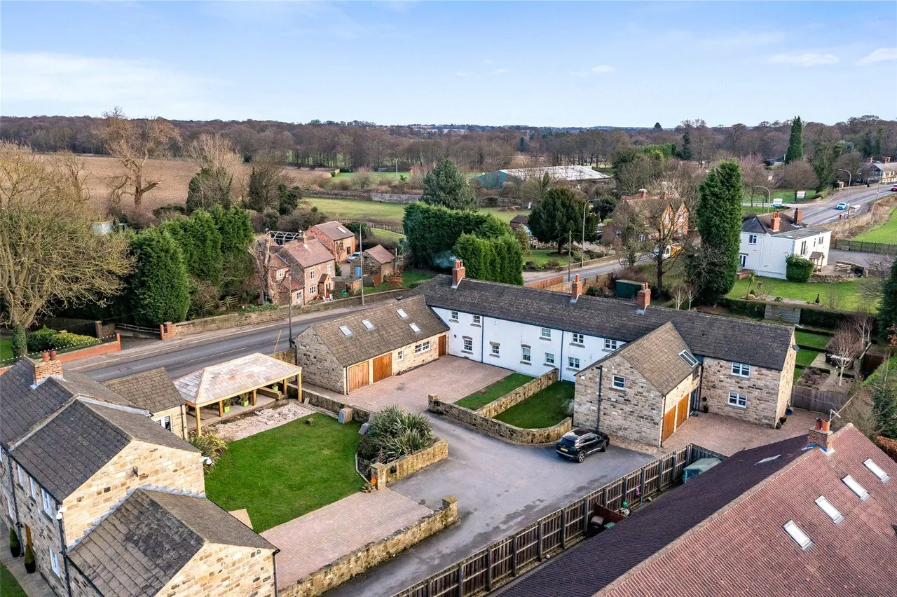 Doncaster Road, Foulby, WF4, photo 19
