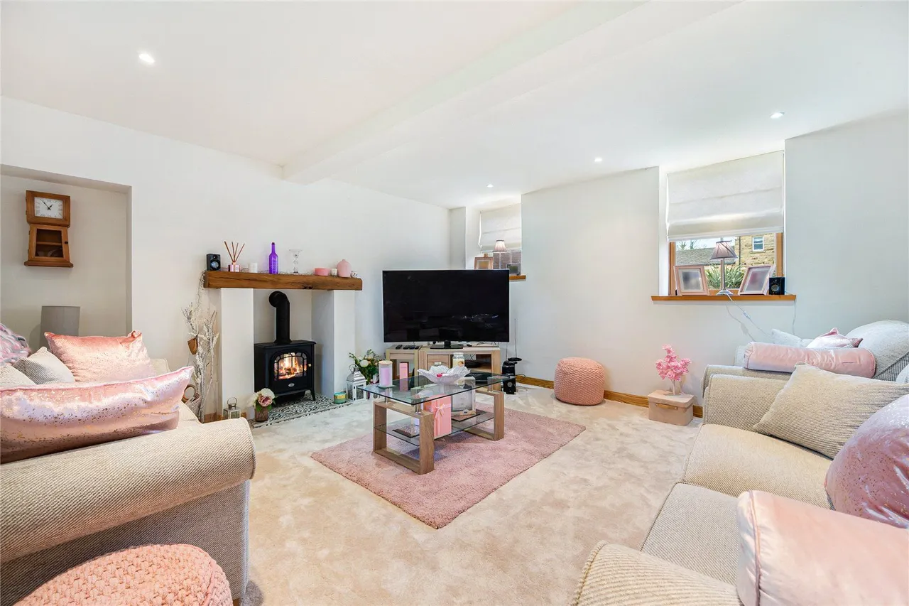 Doncaster Road, Foulby, WF4, photo 13