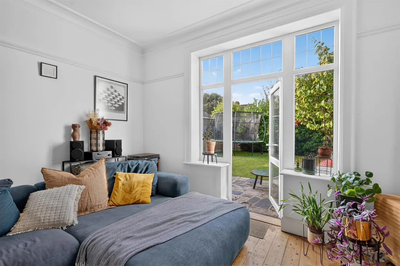 Off Malone Road, Belfast, BT9, photo 14