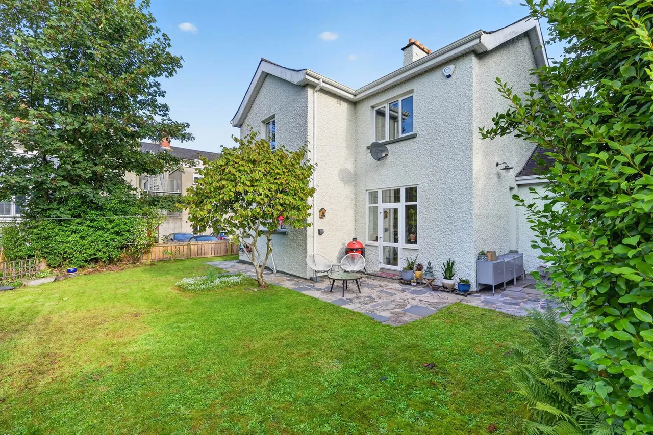 Off Malone Road, Belfast, BT9, photo 58