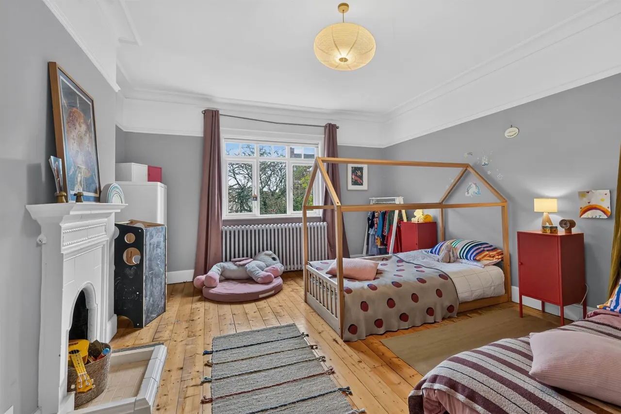 Off Malone Road, Belfast, BT9, photo 36