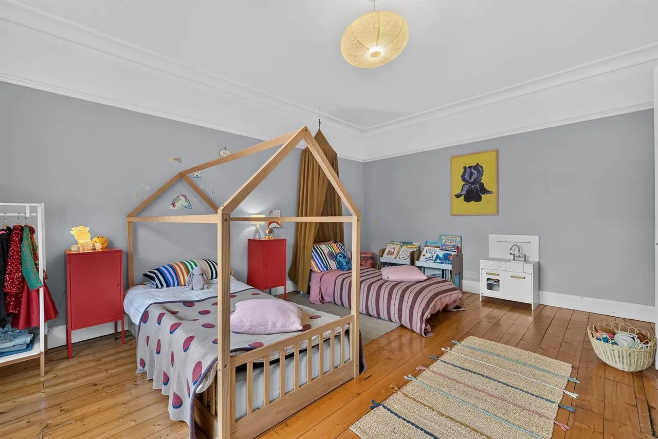 Off Malone Road, Belfast, BT9, photo 39