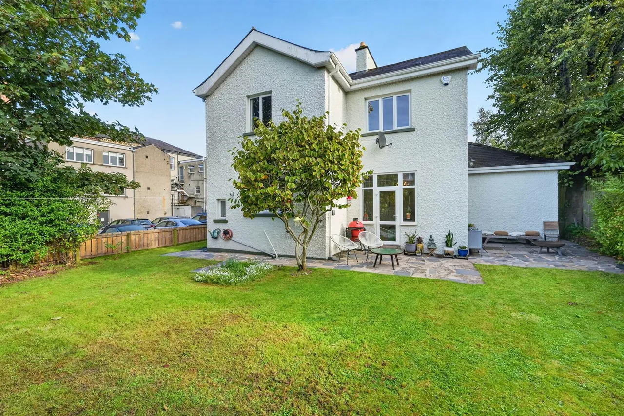 Off Malone Road, Belfast, BT9, photo 59