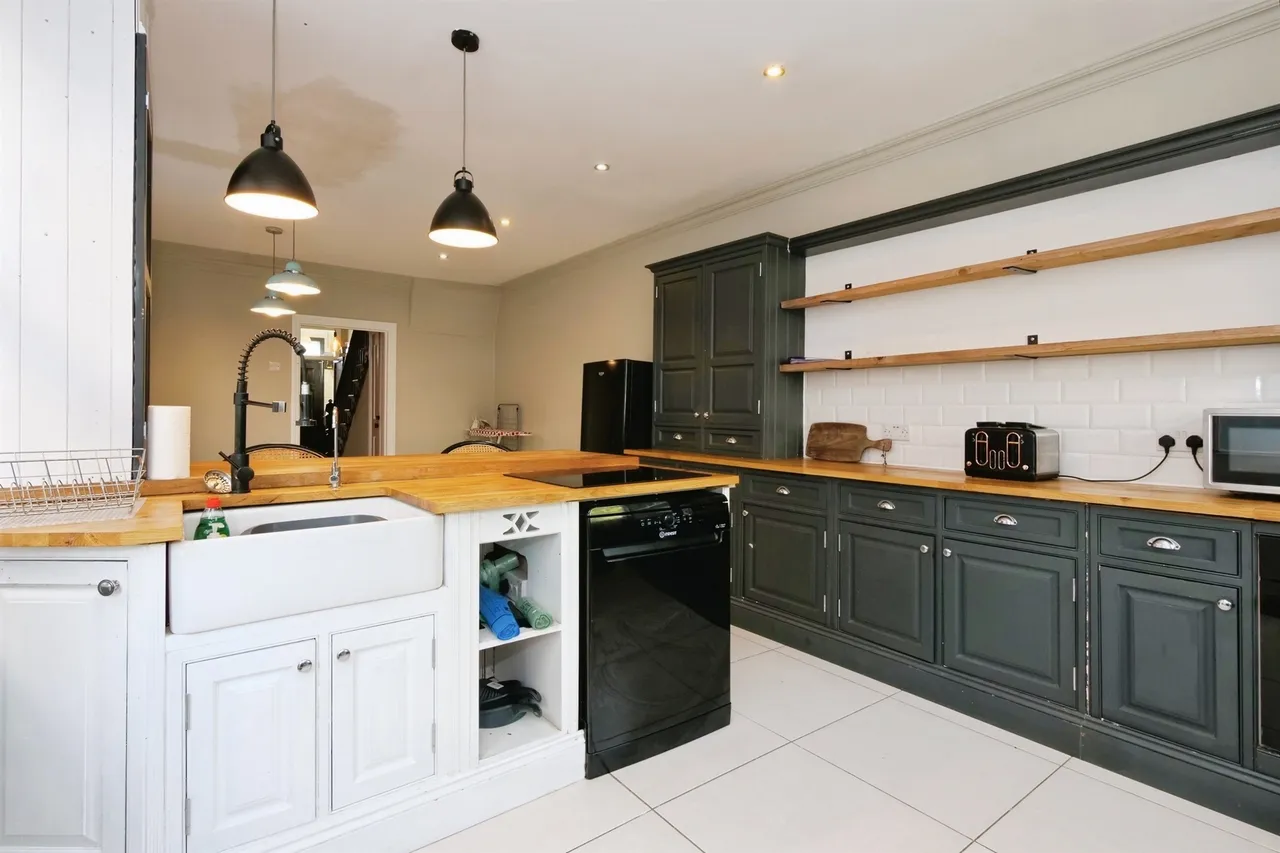 Coity Road, Bridgend, CF31, photo 8
