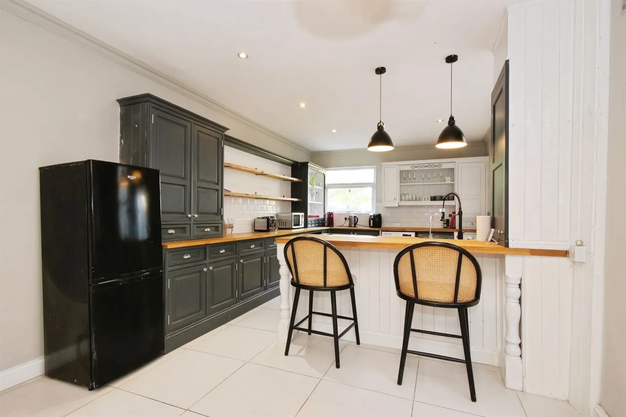 Coity Road, Bridgend, CF31, photo 5
