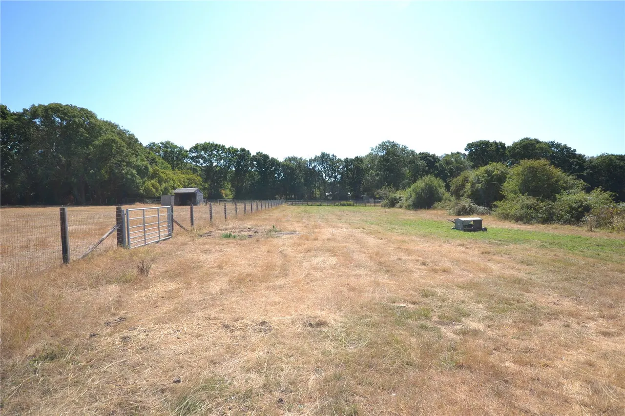 Land and Woodland Off Wainsford Road, Pennington, Lymington, Hampshire, SO41 8QT, photo 4