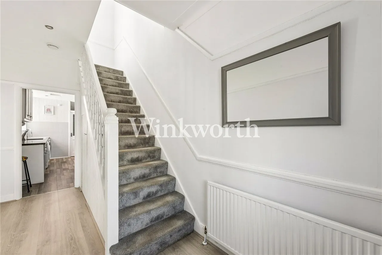 Ash Grove, London, N13, photo 6