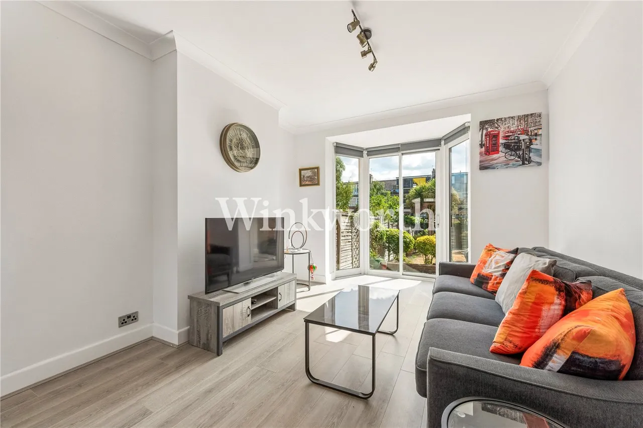 Ash Grove, London, N13, photo 8