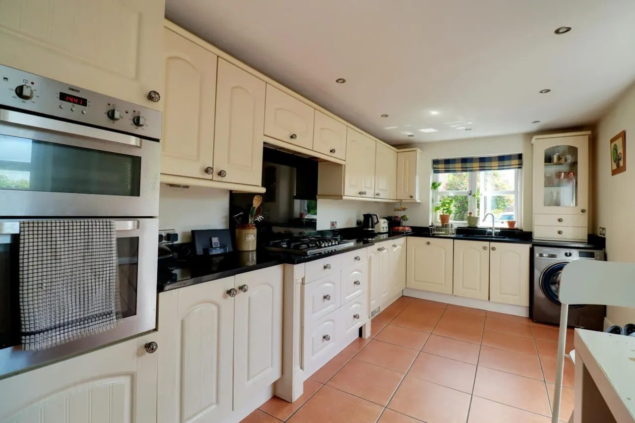 London Road, Nantwich, photo 9