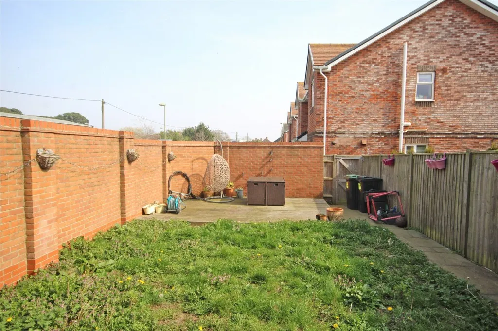 New Milton, Hampshire, photo 2