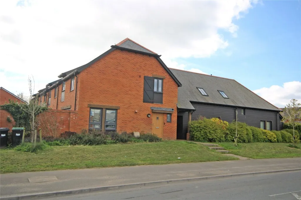 3 bed house for sale, New Milton, Hampshire