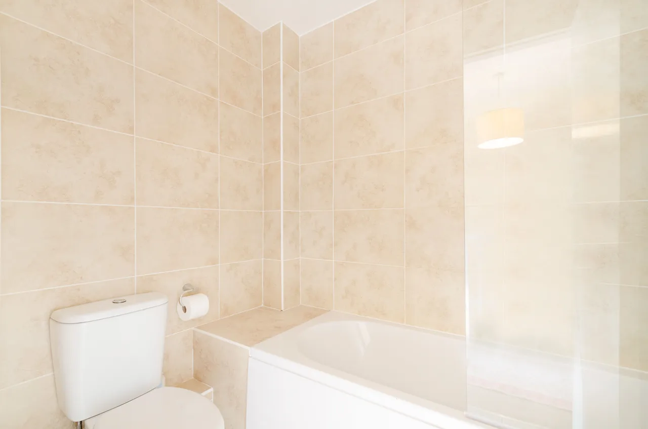 5 Grayham Road, New Malden, photo 8