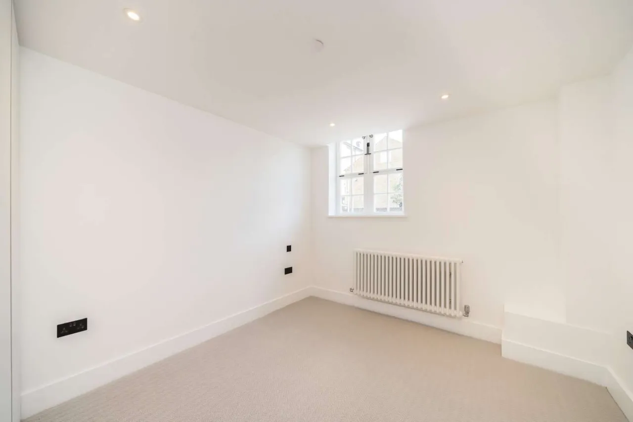 Thornton Heights, Hillside, SW19, photo 12