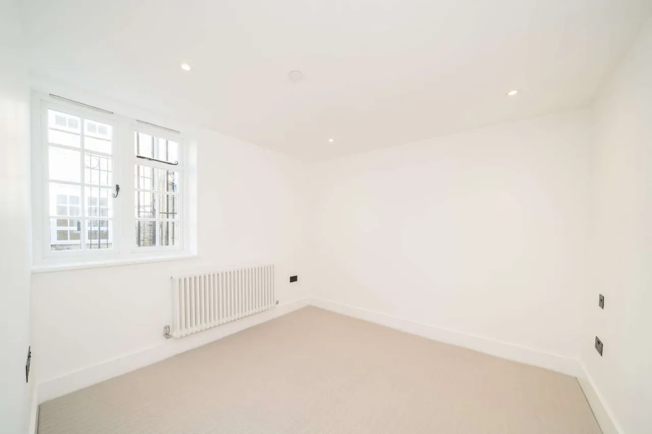 Thornton Heights, Hillside, SW19, photo 11