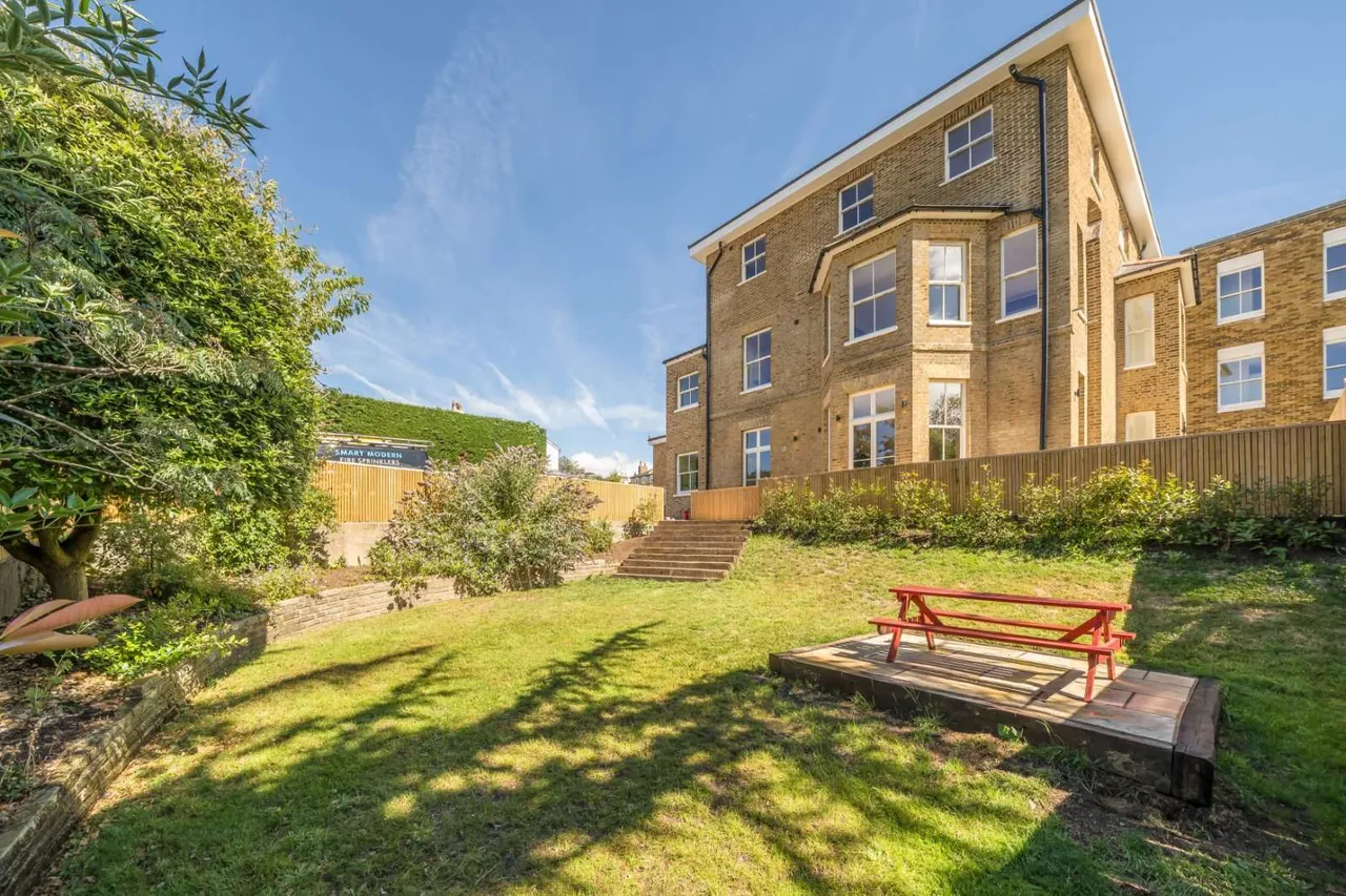 Thornton Heights, Hillside, SW19, photo 4