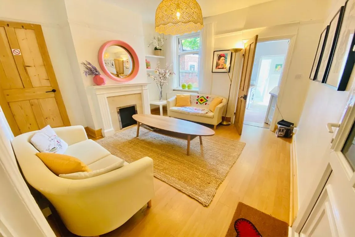 4 bed property to rent, Montague Road, Leicester, LE2