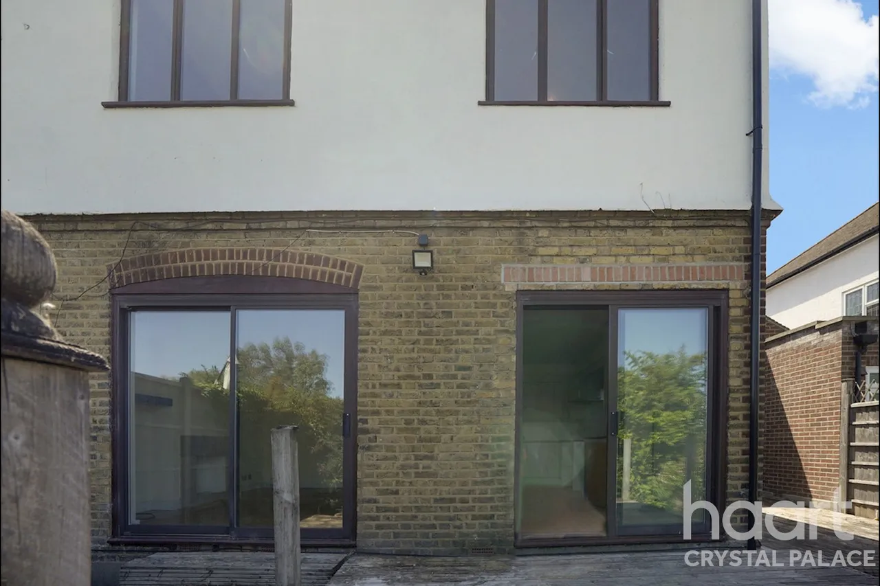 Beulah Hill, London, SE19, photo 13