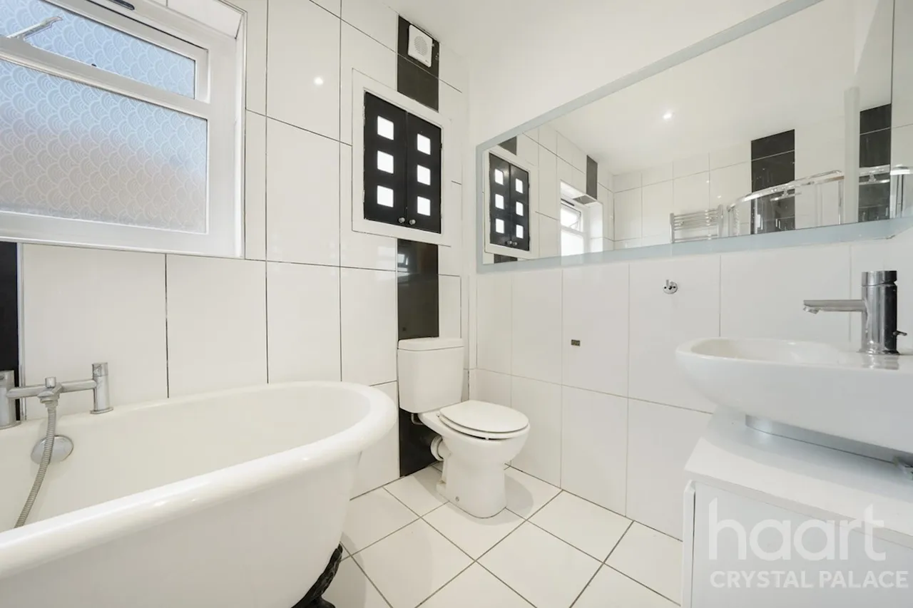 Beulah Hill, London, SE19, photo 16