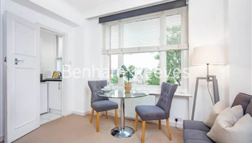 Hill Street, West End, W1J, photo 6