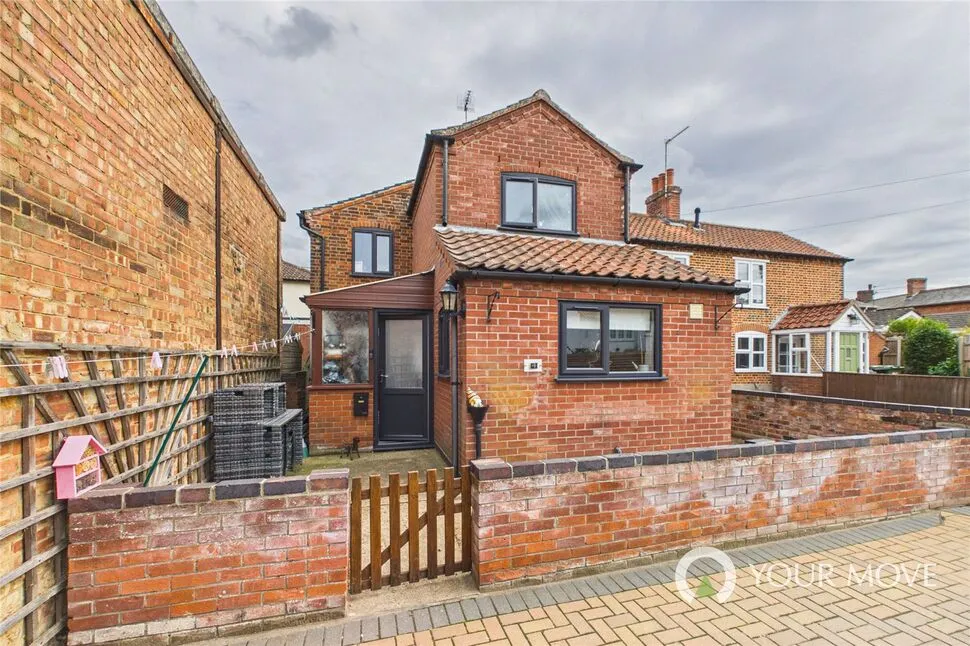 3 bed house for sale — Neeches Yard, Fen Lane, Suffolk, NR34