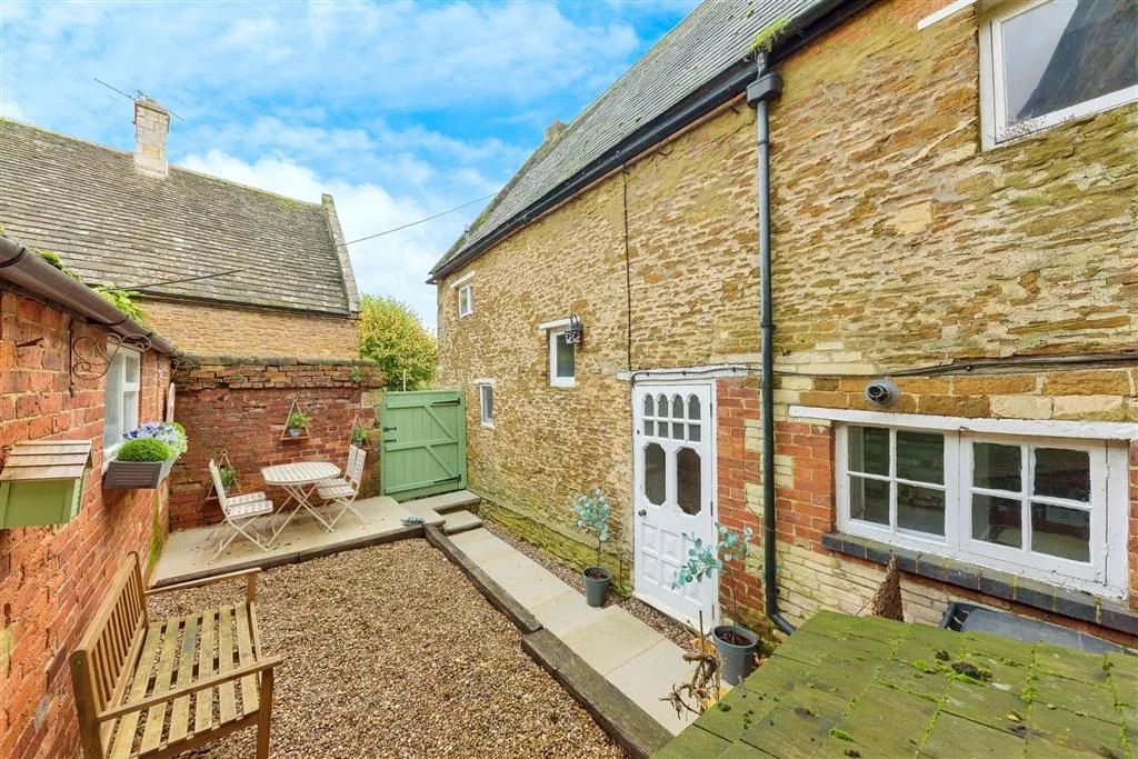 Main Road, Glaston, LE15, photo 9