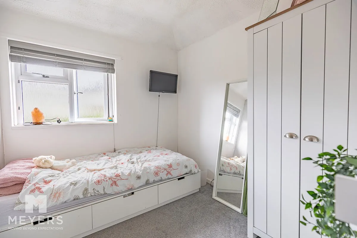 Rochester Road, Bournemouth, BH11, photo 8