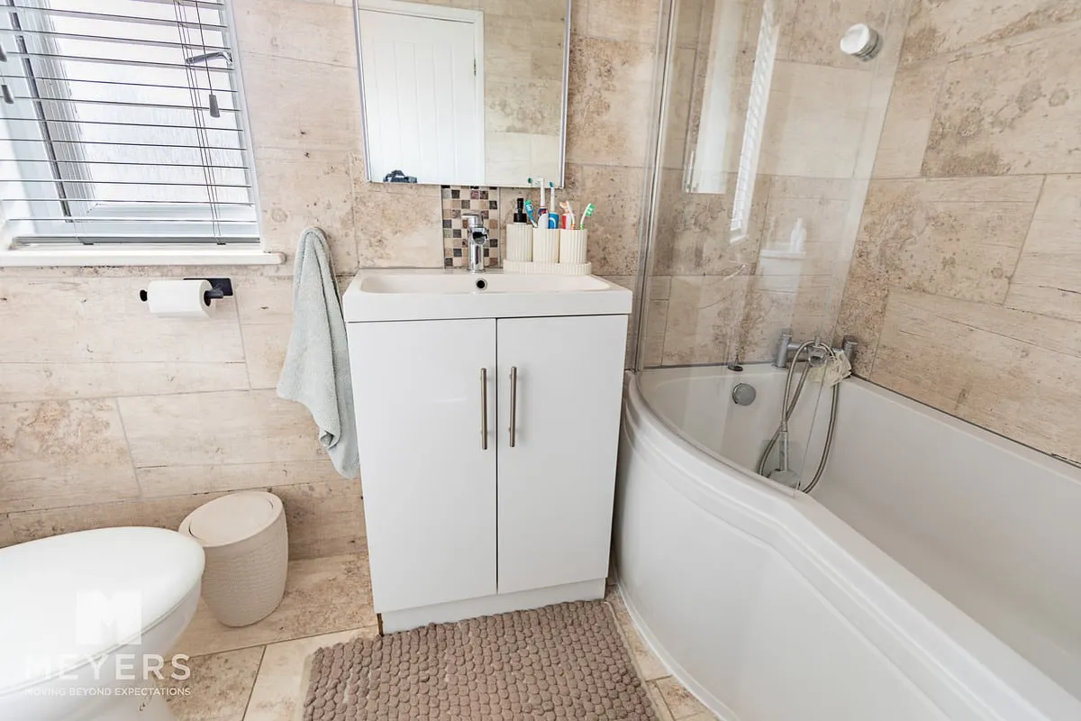 Rochester Road, Bournemouth, BH11, photo 9